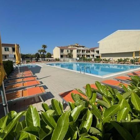 Apartament With Swimming Pool Apartment Caorle Exterior foto