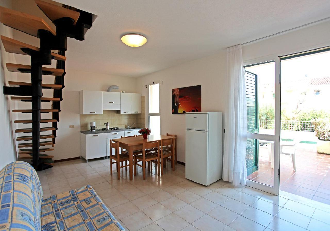 Apartament With Swimming Pool Apartment Caorle Exterior foto